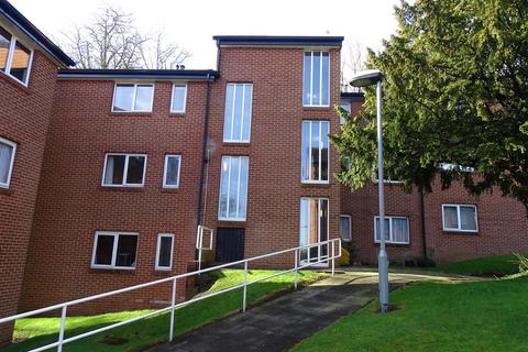 2 bedroom flat to rent, The Knoll, Palace Road, Ripon