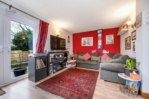 25 Grampian Way, Oakham, LE15 6NX