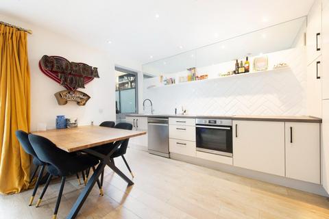 2 bedroom apartment for sale, Felix Point, Limehouse