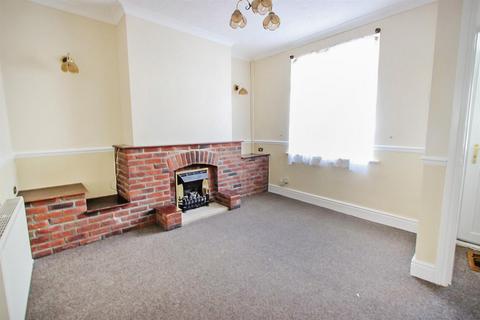 2 bedroom terraced house to rent, Falmer Road, Darlington