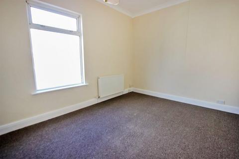 2 bedroom terraced house to rent, Falmer Road, Darlington