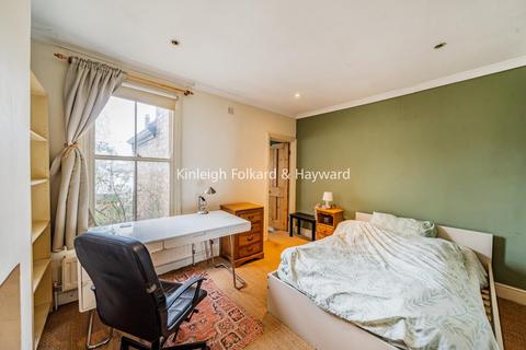 2 bedroom terraced house for sale, Richmond Road, Bounds Green