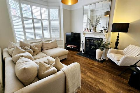 4 bedroom terraced house for sale, Highbridge Road, Sutton Coldfield
