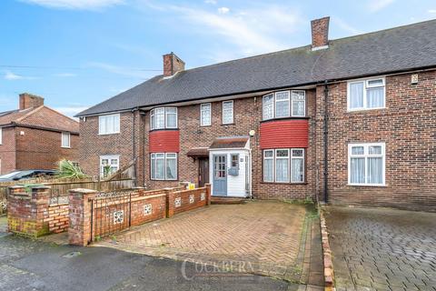 3 bedroom terraced house to rent, Widecombe Road, Mottingham, SE9