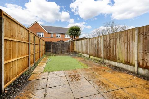 8 Barry Square, Bracknell, RG12 7FF