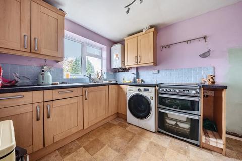 3 bedroom semi-detached house for sale, Banbury,  Oxfordshire,  OX16