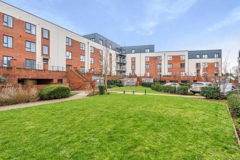 1 bedroom flat for sale, High Wycombe,  Town Centre,  Buckinghamshire,  HP11