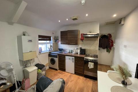 1 bedroom flat to rent, Richmond Road, Cathays,