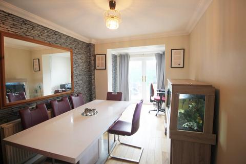 3 bedroom semi-detached house for sale, Shorwell, Netley Abbey, Southampton