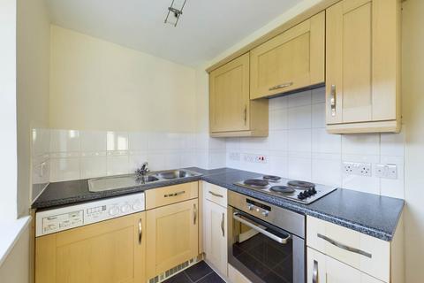 1 bedroom flat to rent, Heath Court, New Eltham, London