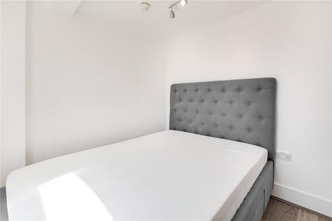 Studio to rent, Coleherne Road, London, SW10