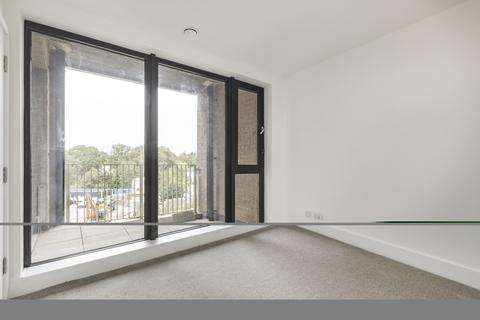 1 bedroom flat to rent, Medway Street Chatham ME4