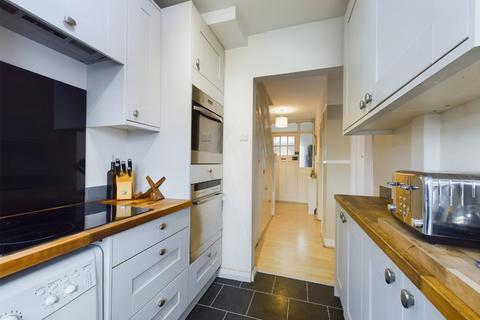 8 Lyncroft Way, Northampton, NN2 6LX