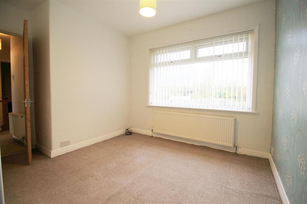 Bedroom,.jpg