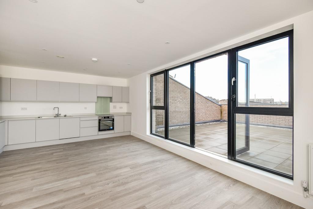 Living/Kitchen area