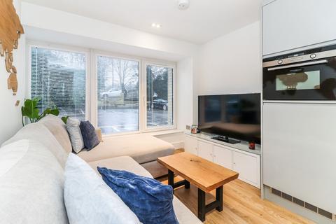 1 bedroom flat for sale, Home Park Mill Link, Pinnacle House Home Park Mill Link, WD4