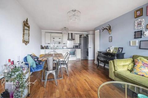 1 bedroom flat to rent, Old Ford Road, LONDON