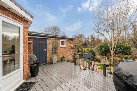 17 Brookside, Wokingham, RG41 2ST