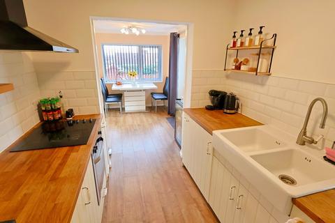 2 bedroom semi-detached house for sale, Denham Avenue, Allesley Park, Coventry