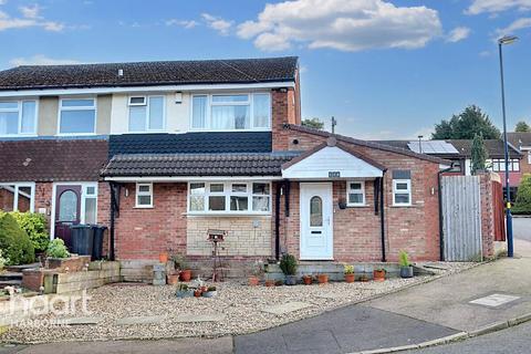 128 Ambleside, Birmingham, B32 3HY