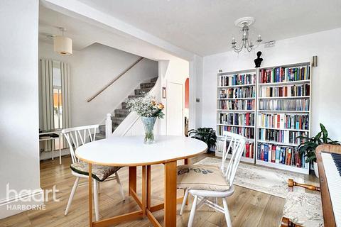 128 Ambleside, Birmingham, B32 3HY