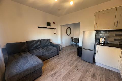 2 bedroom flat to rent, Gibraltar Street, Sheffield S3