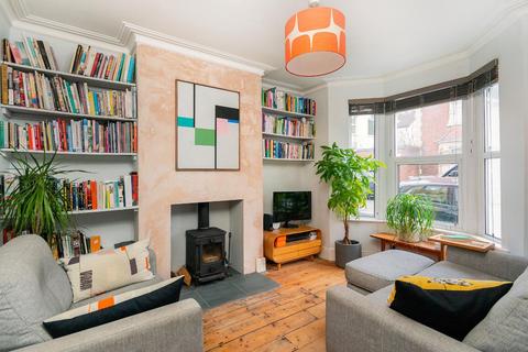 35 Agate Street, Bristol, BS3 3AQ