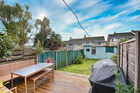 2 bedroom semi-detached house for sale, HAYLANDS, RYDE