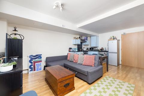 Studio for sale, Waverley House, Harbourside