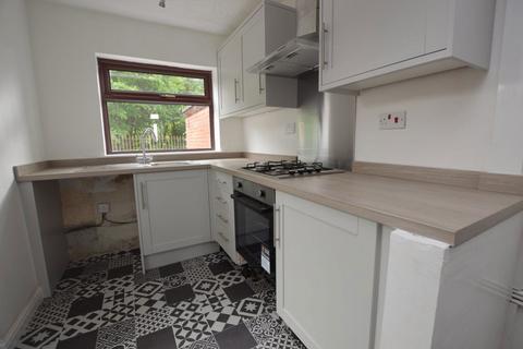 2 bedroom terraced house to rent, Lily Lane, Bamfurlong