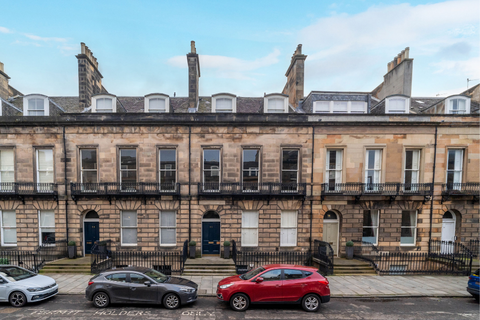 Flat 2, 12 Manor Place, Edinburgh, EH3 7DD
