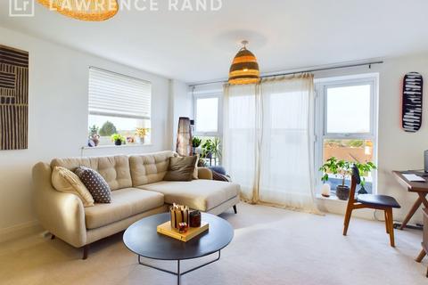 1 bedroom flat for sale, Perkins Gardens, Ickenham, UB10