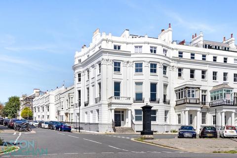 2 bedroom penthouse for sale, Chichester Terrace, Brighton BN2