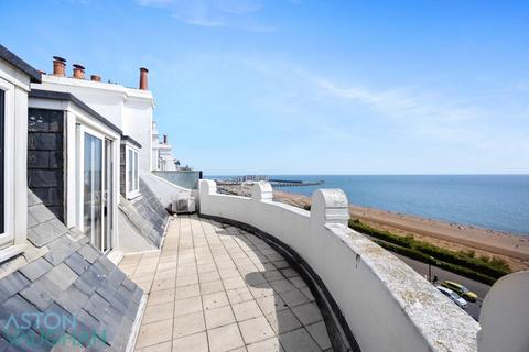 2 bedroom penthouse for sale, Chichester Terrace, Brighton BN2