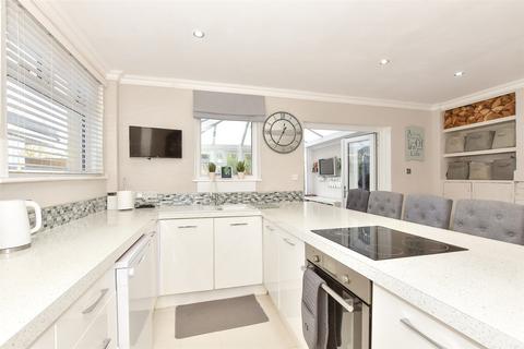 3 bedroom semi-detached house for sale, Nethergong Hill, Upstreet, Canterbury, Kent