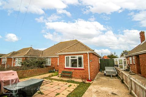 2 bedroom bungalow to rent, Hereford Road, Holland On Sea, Clacton On Sea, Essex, CO15