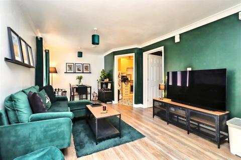 10 Central Way, Clevedon, BS21 6SY