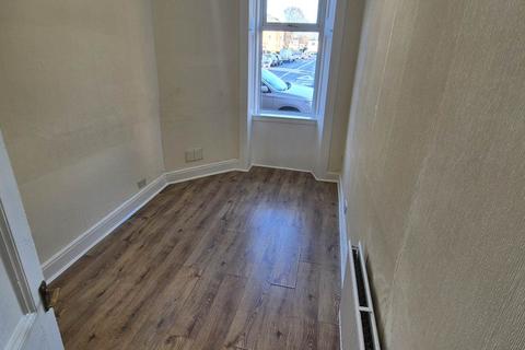 2 bedroom flat to rent, Dixon Road, Govanhill