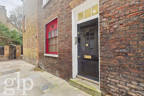 2 bedroom flat to rent, Earlham Street, London, Greater London, Covent Garden, WC2H