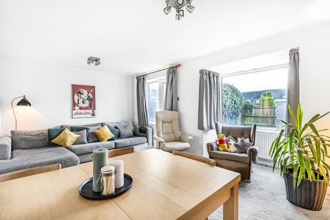 3 bedroom end of terrace house for sale, Teale Close, Bicester, OX25