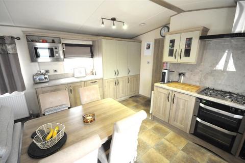 2 bedroom park home for sale, St. John's Road, Whitstable, Kent