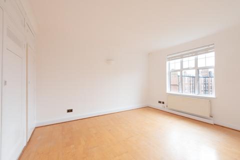 Studio to rent, Holmefield Court, Belsize Grove, London, NW3