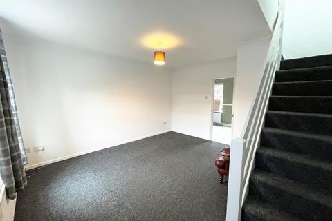 2 bedroom terraced house to rent, Old Mill Lane, Macclesfield