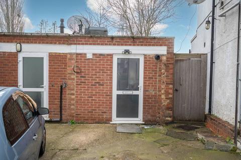 Studio for sale, Barchester Road, Harrow, HA3