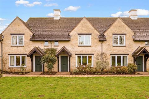 2 bedroom retirement property for sale, Butt Street, Minchinhampton