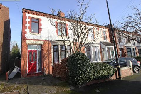 3 bedroom semi-detached house for sale, Whitelake Avenue, Flixton