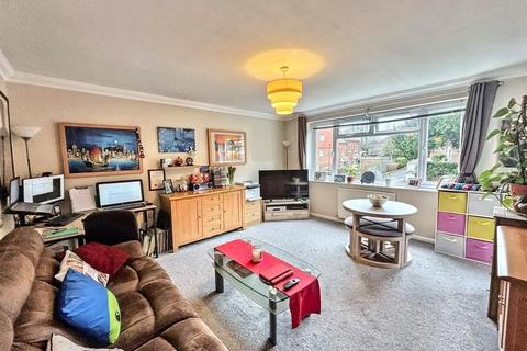 2 bedroom flat for sale, Bedfordwell Road, Eastbourne