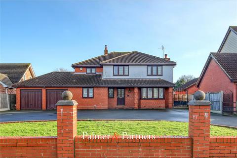 5 bedroom detached house for sale, North Drive, Chelmsford CM3