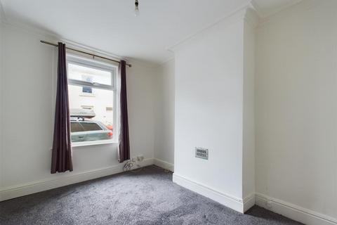 3 bedroom terraced house for sale, Nelson Street, Scarborough