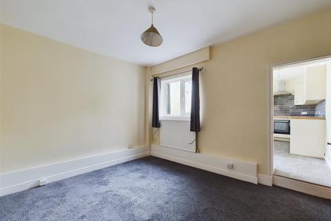 3 bedroom terraced house for sale, Nelson Street, Scarborough